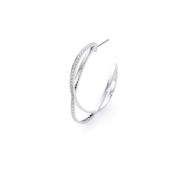 Large diamond hoop earrings in 18k white gold | Alessandra Lapeschi 